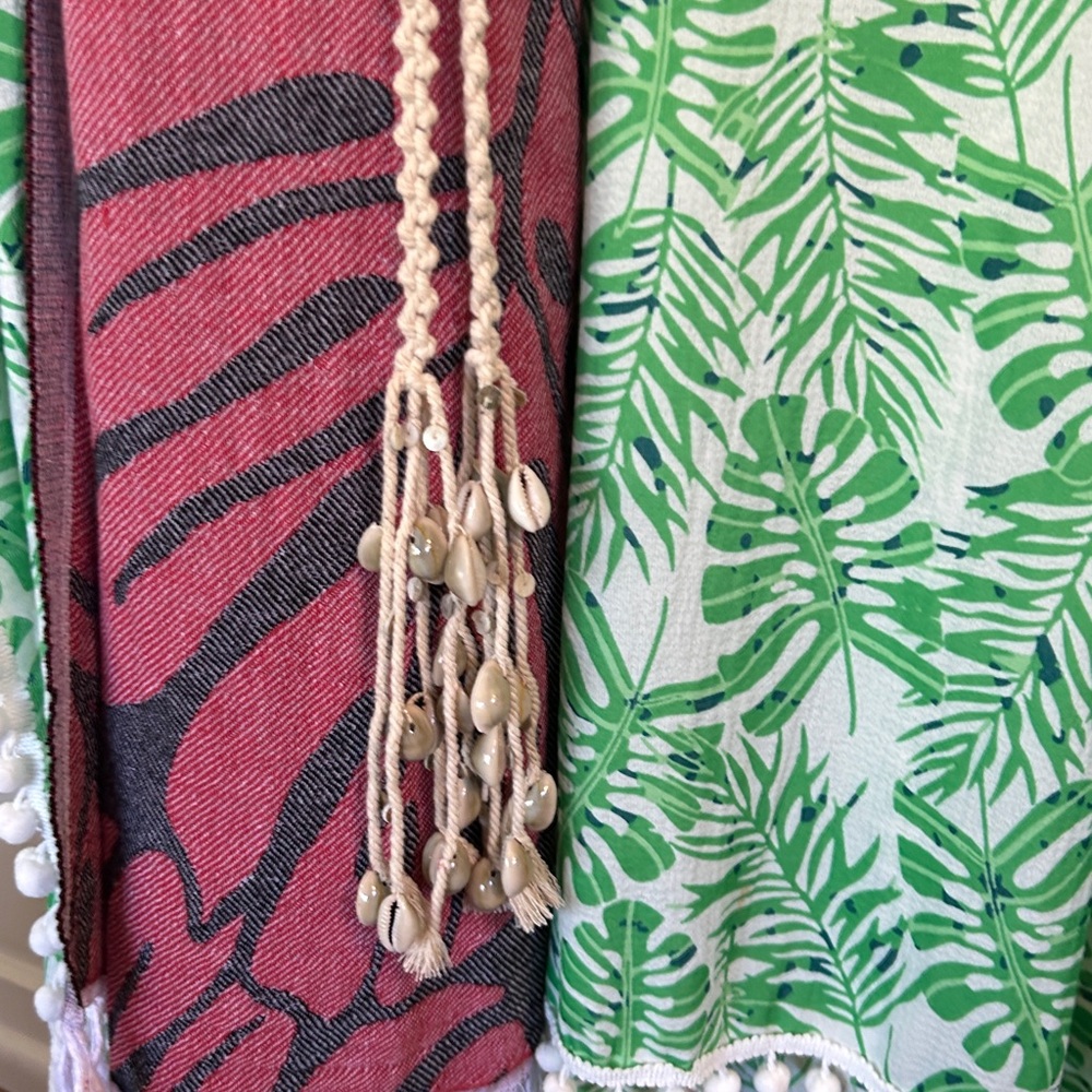 Green Monstera Leaf Set of 3 Coverup + Wrap Scarf Red + Black + Natural Belt - Picture 15 of 15